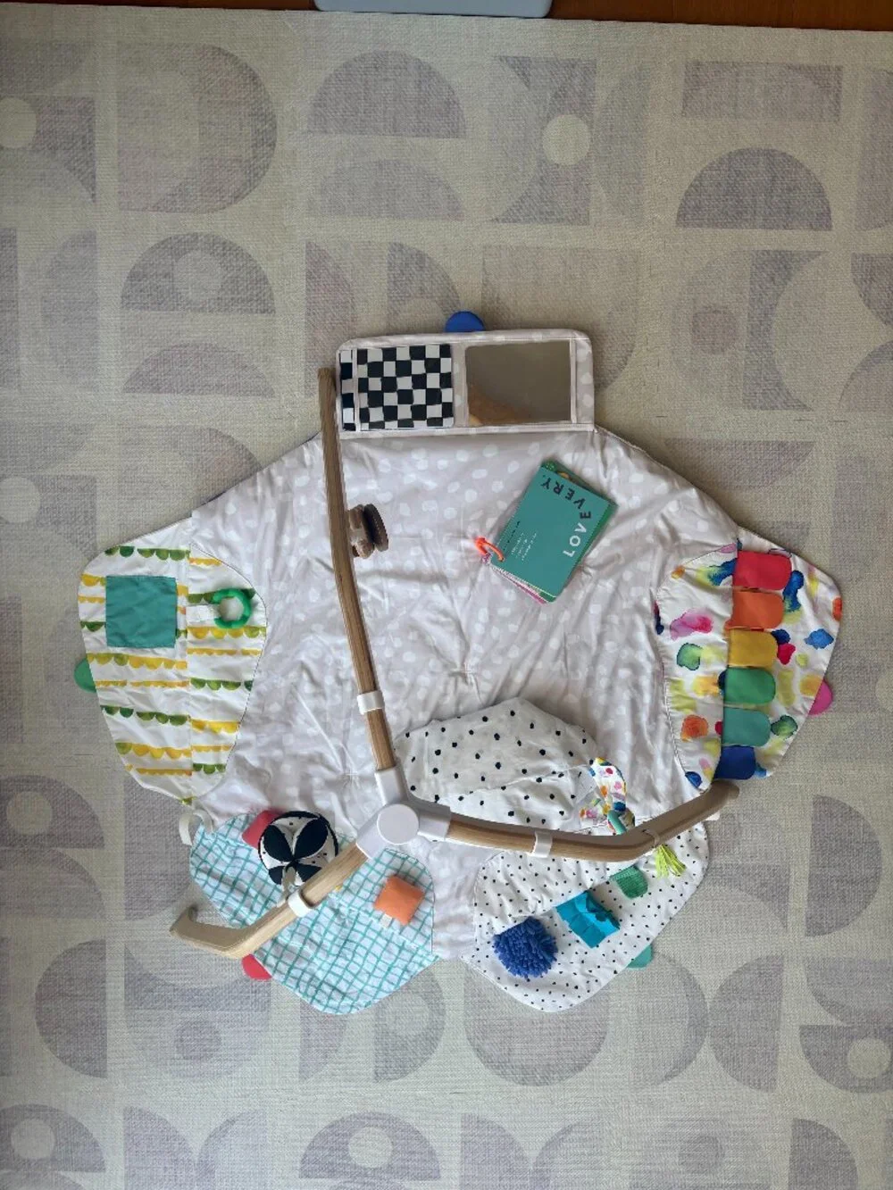 Lovevery The Play Gym Baby Activity Gym & Play Mat Complete